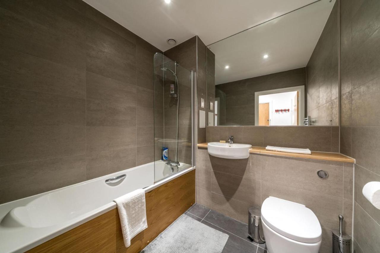 New 2Bd Flat 4Mins To Excel Centre Fast City Links London Exterior photo